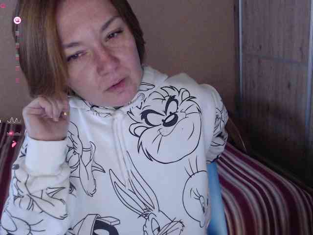 Julia99 webcam
