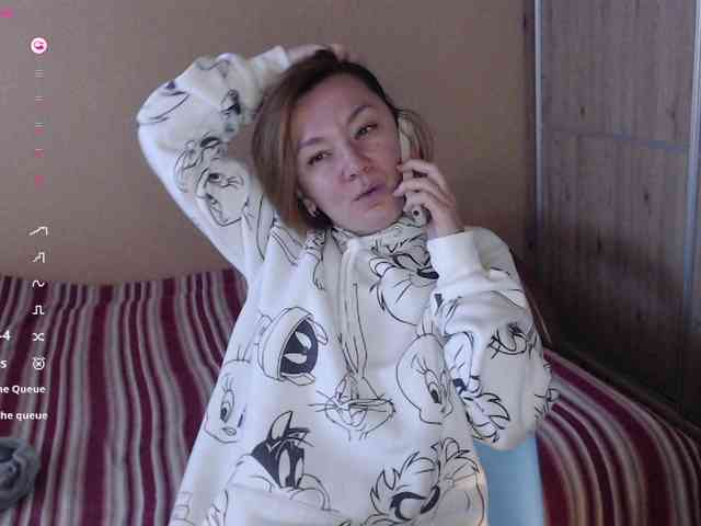Julia99 webcam