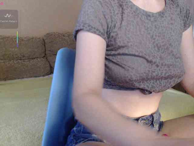 Julia99 webcam