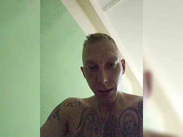 Hotmajkel Live Webcam on BongaCams