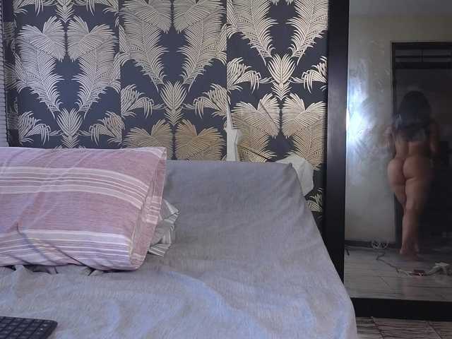 Tatiana-Blare's BongaCams show and profile