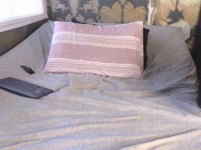 Tatiana-Blare's BongaCams show and profile