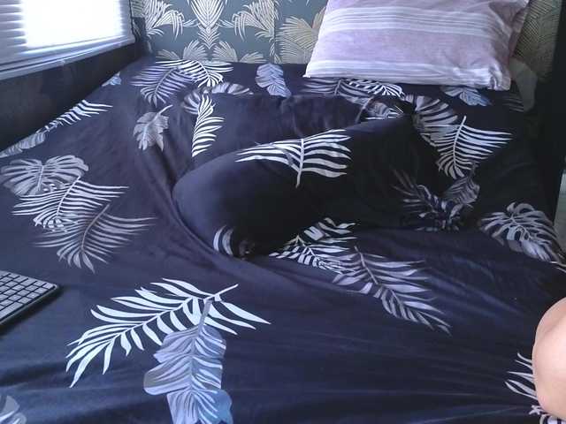 Tatiana-Blare's BongaCams show and profile