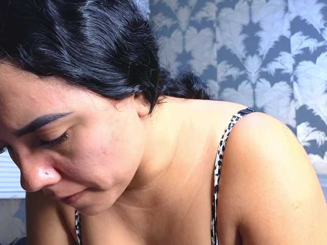 Tatiana-Blare's BongaCams show and profile