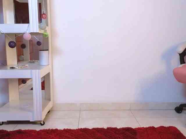 Tatiana-Blare webcam