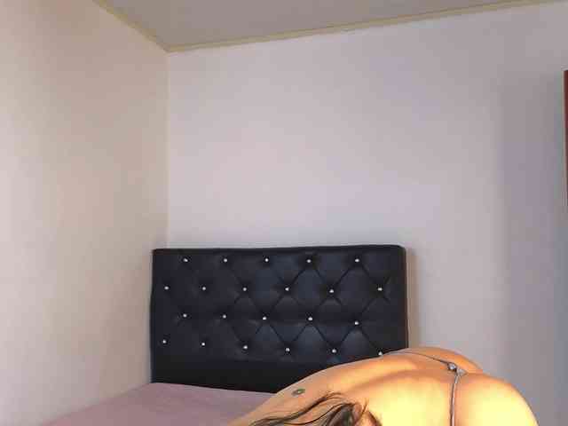 Tatiana-Blare webcam