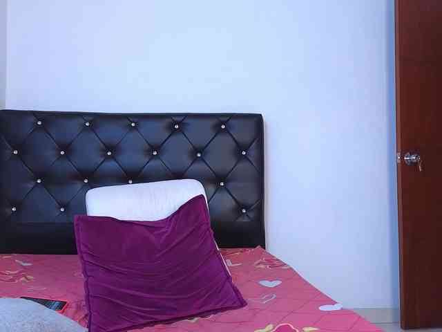 Tatiana-Blare webcam