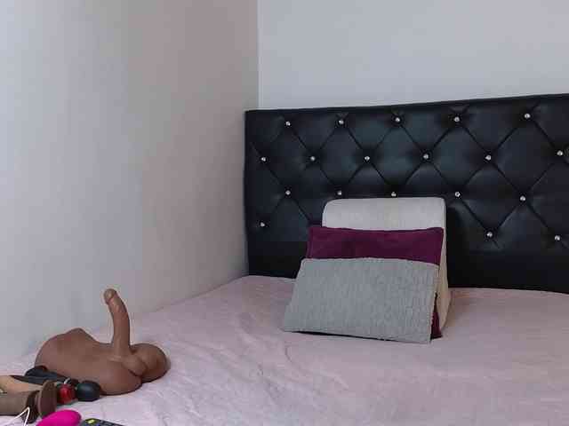 Tatiana-Blare webcam