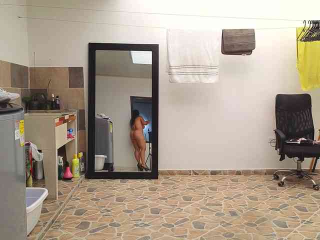 Tatiana-Blare webcam