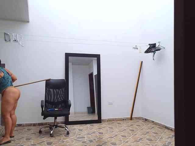 Tatiana-Blare webcam