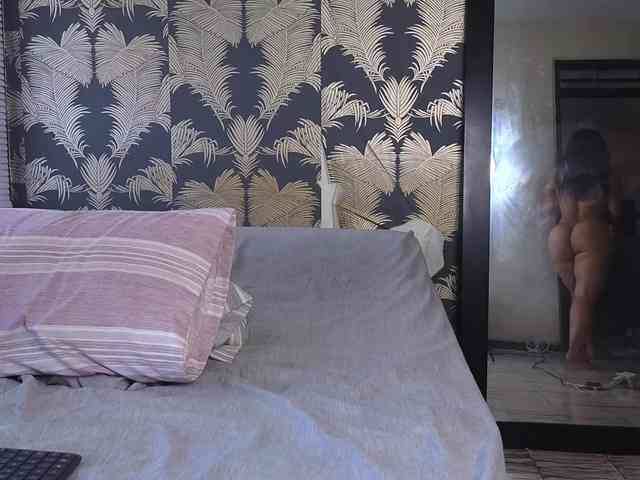 Tatiana-Blare webcam