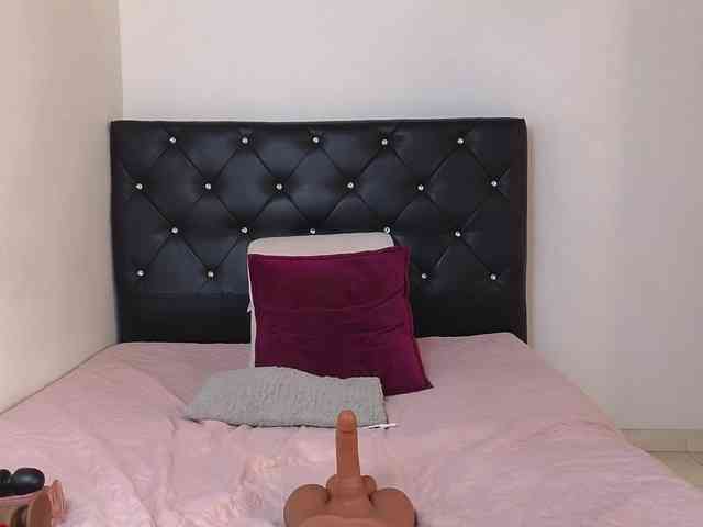 Tatiana-Blare Tatiana-Blare