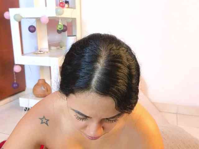 Tatiana-Blare webcam