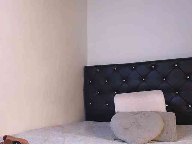 Tatiana-Blare webcam