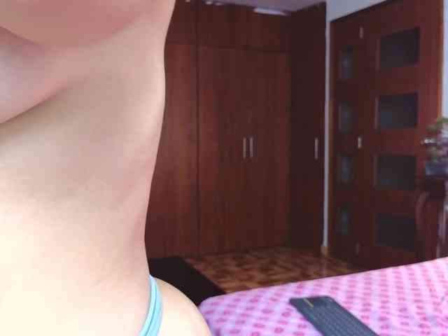 Tatiana-Blare webcam