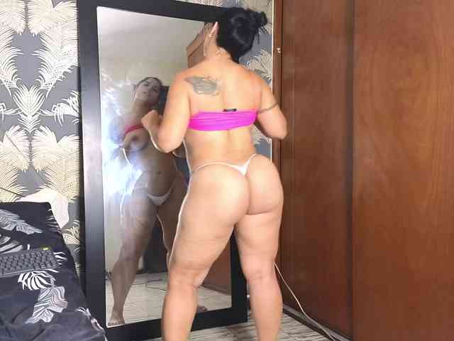 Tatiana-Blare webcam