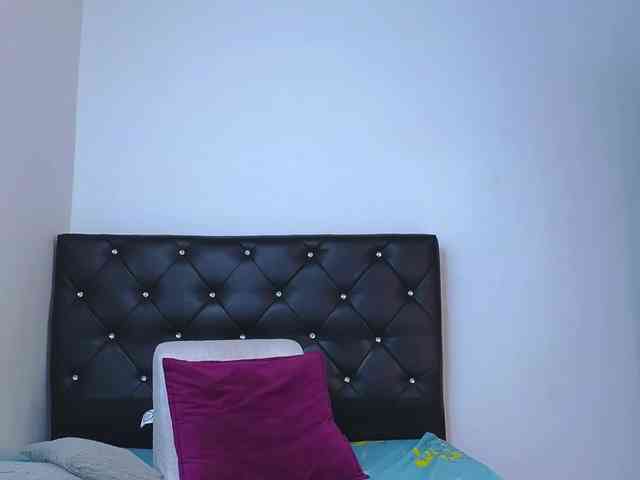 Tatiana-Blare webcam