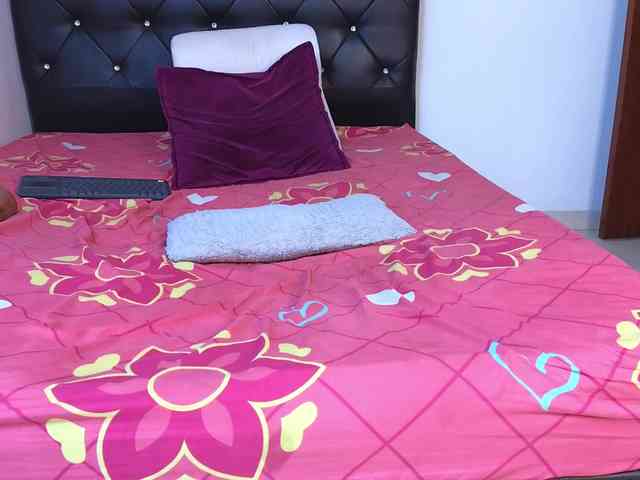 Tatiana-Blare webcam