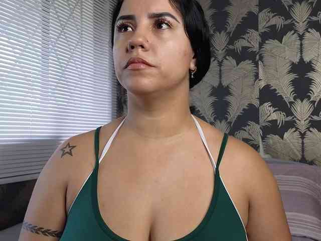 Tatiana-Blare webcam