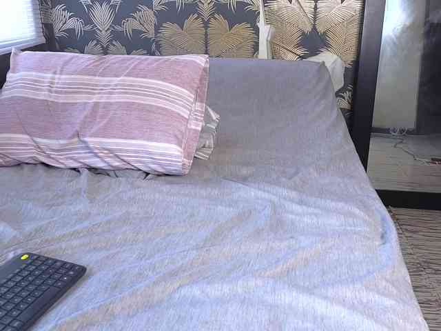 Tatiana-Blare webcam