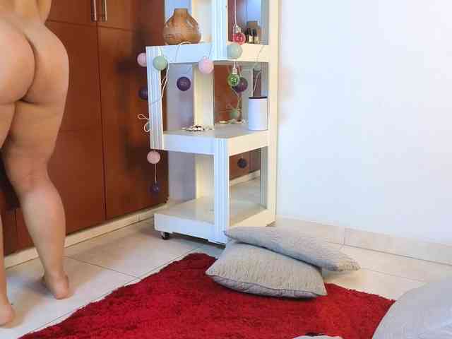 Tatiana-Blare webcam