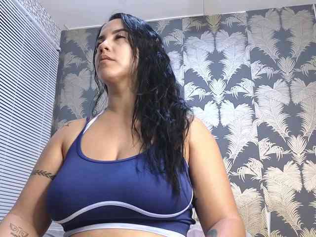 Tatiana-Blare webcam