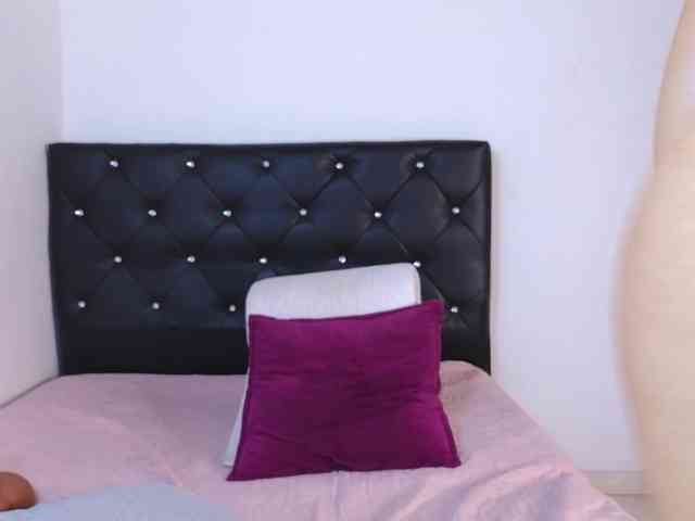 Tatiana-Blare Tatiana-Blare