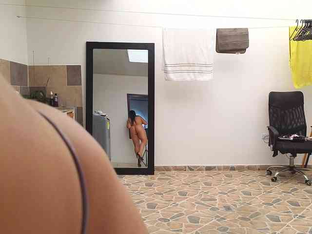 Tatiana-Blare webcam