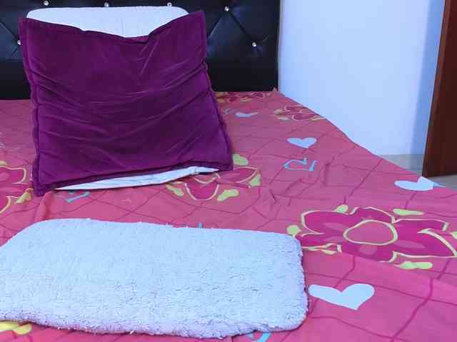 Tatiana-Blare webcam