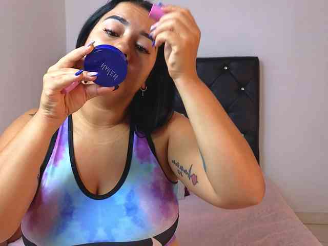 Tatiana-Blare webcam