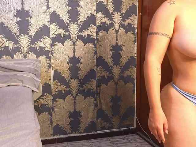 Tatiana-Blare webcam