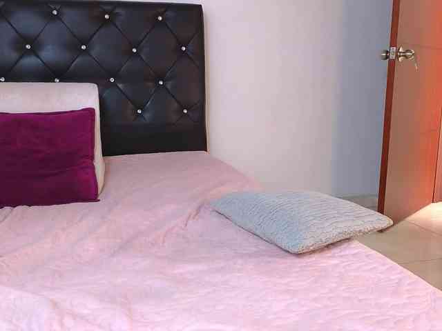 Tatiana-Blare webcam