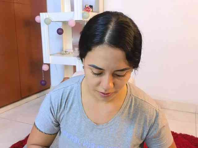Tatiana-Blare webcam