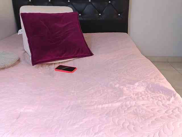 Tatiana-Blare webcam