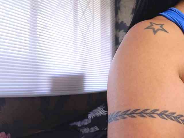 Tatiana-Blare Tatiana-Blare