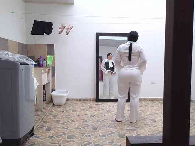 Tatiana-Blare webcam