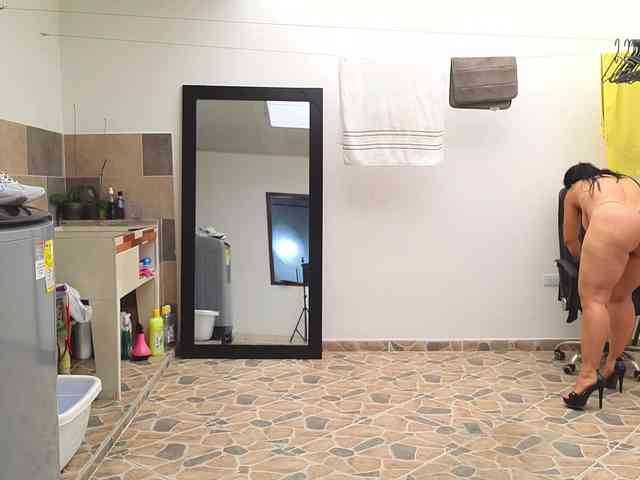 Tatiana-Blare webcam