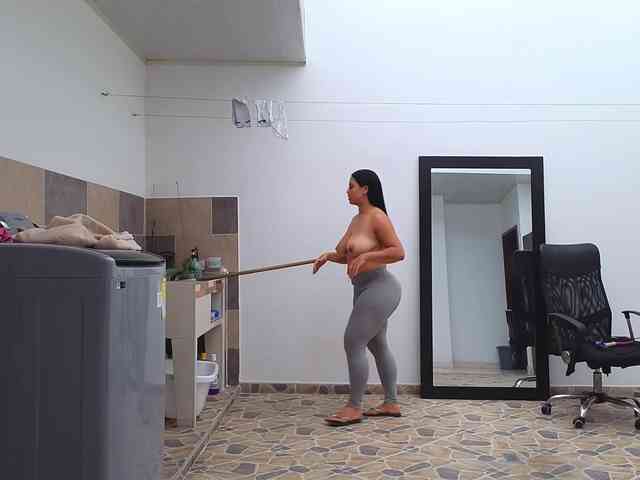 Tatiana-Blare webcam