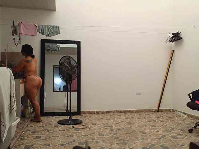 Tatiana-Blare Tatiana-Blare