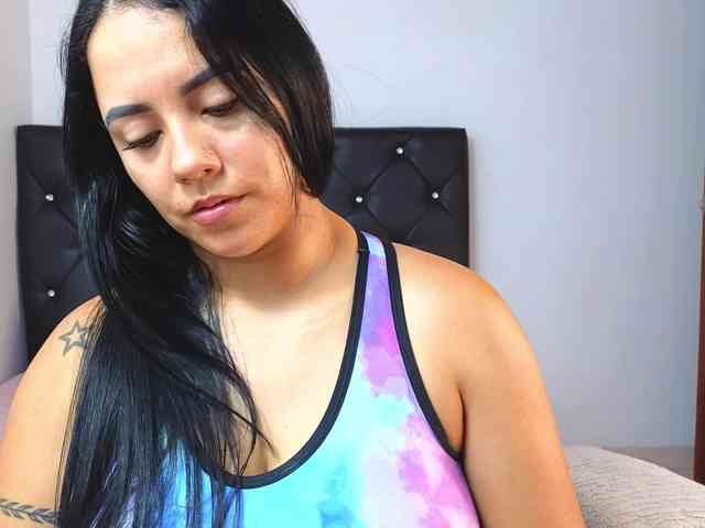 Tatiana-Blare webcam