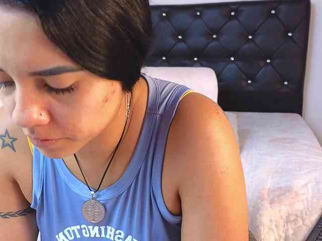 Tatiana-Blare webcam
