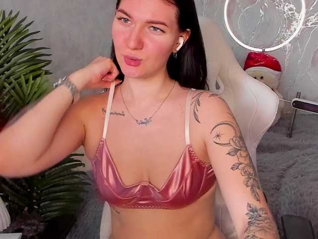 babyisperfect's BongaCams show and profile