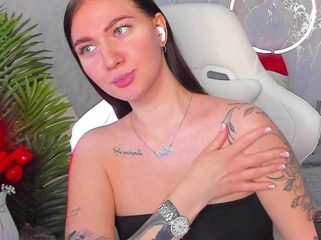 babyisperfect's BongaCams show and profile