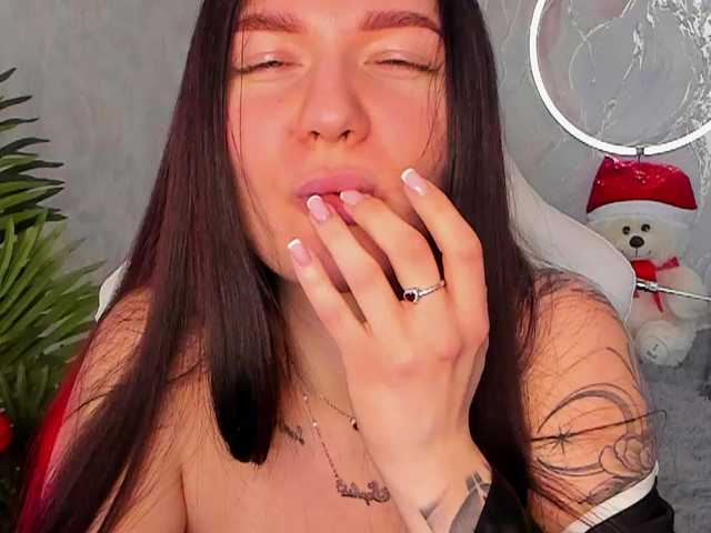 babyisperfect's BongaCams show and profile