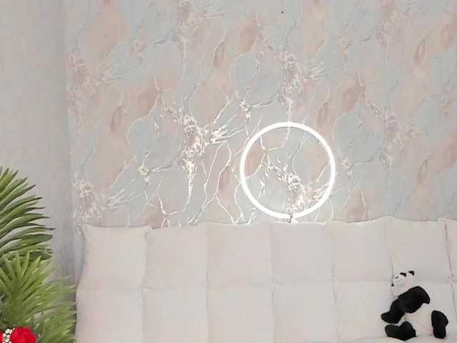  babyisperfect chat room