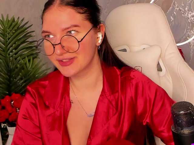 babyisperfect's BongaCams show and profile