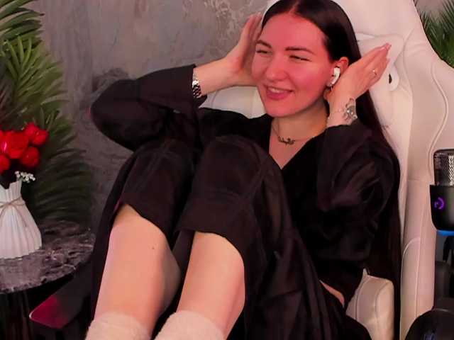 babyisperfect's BongaCams show and profile