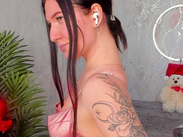 babyisperfect's BongaCams show and profile