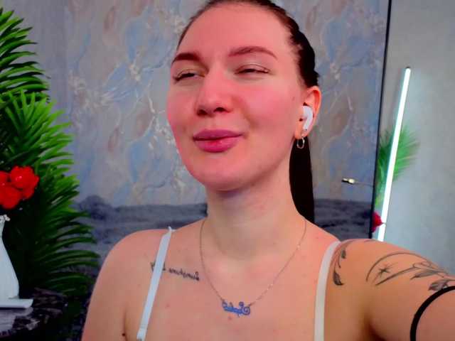 babyisperfect's BongaCams show and profile