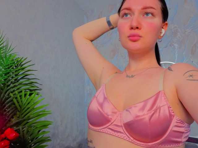 babyisperfect's BongaCams show and profile